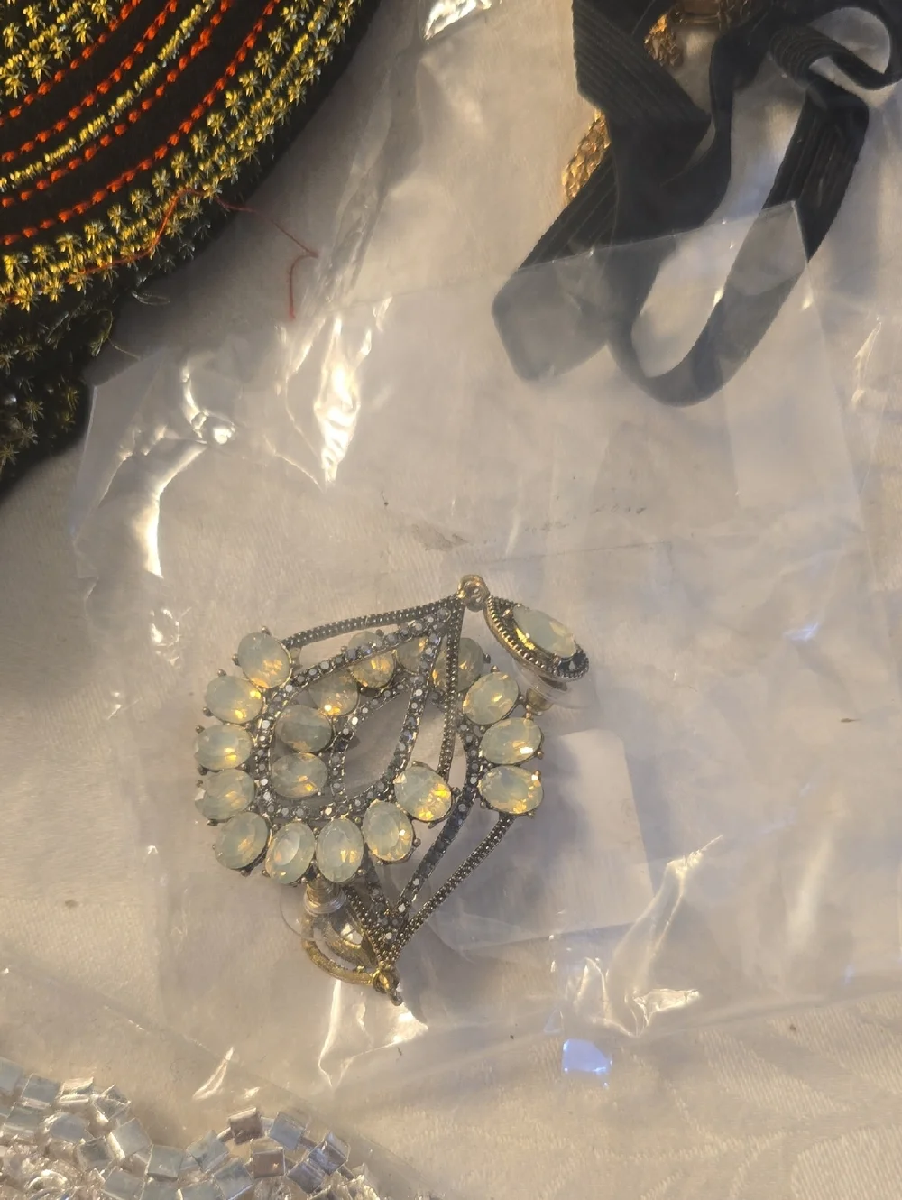 Over 20 Necklace Bundle, Mixed Colors & Designs, Beaded, Chains, Charms New - Picture 11 of 14